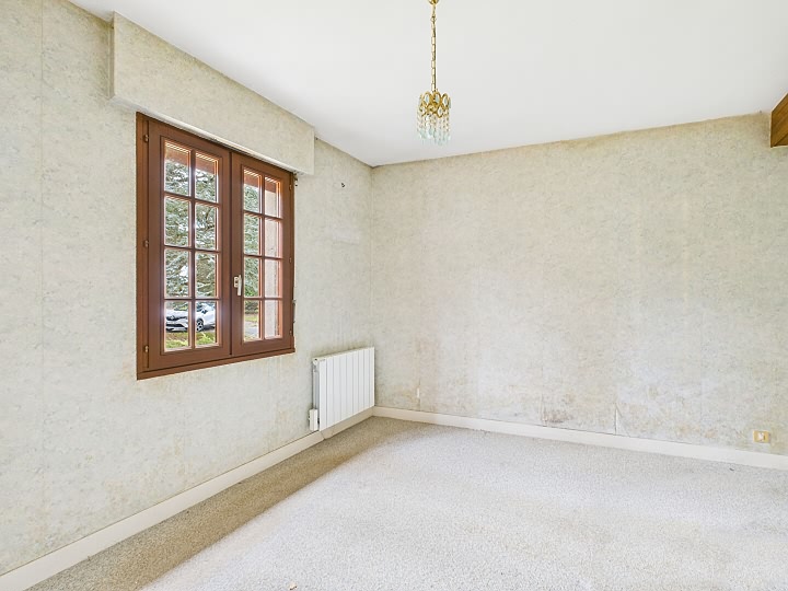 3 bed house for sale near Nécy