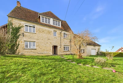 3 bed stone house for sale near Nécy