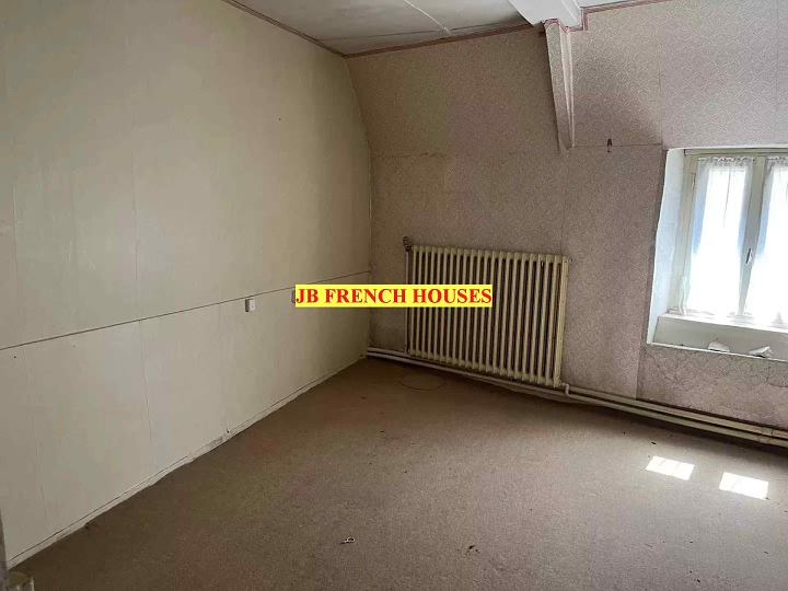 4 bed stone house for sale near Caribet