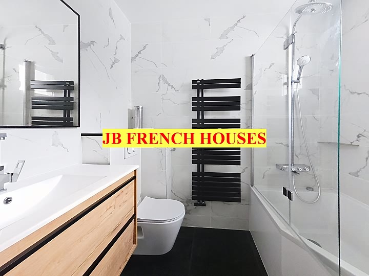 4 bed stone house for sale near Taupont