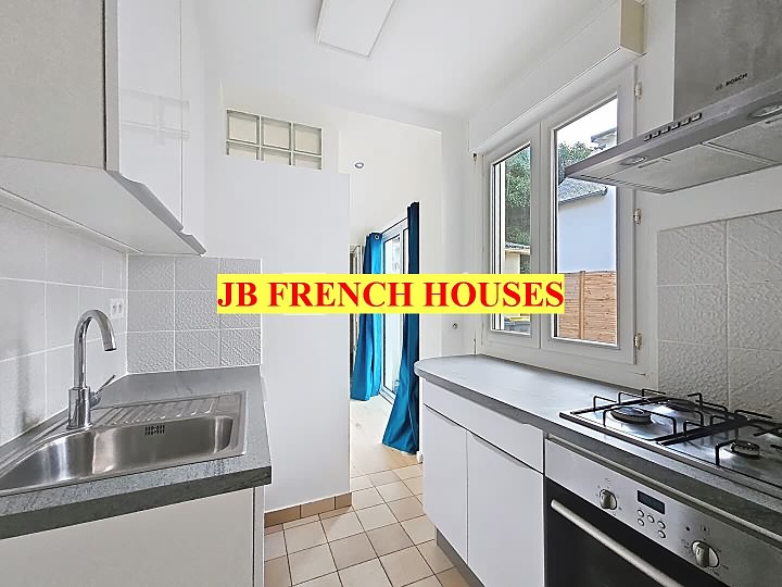 4 bed stone house for sale near Taupont