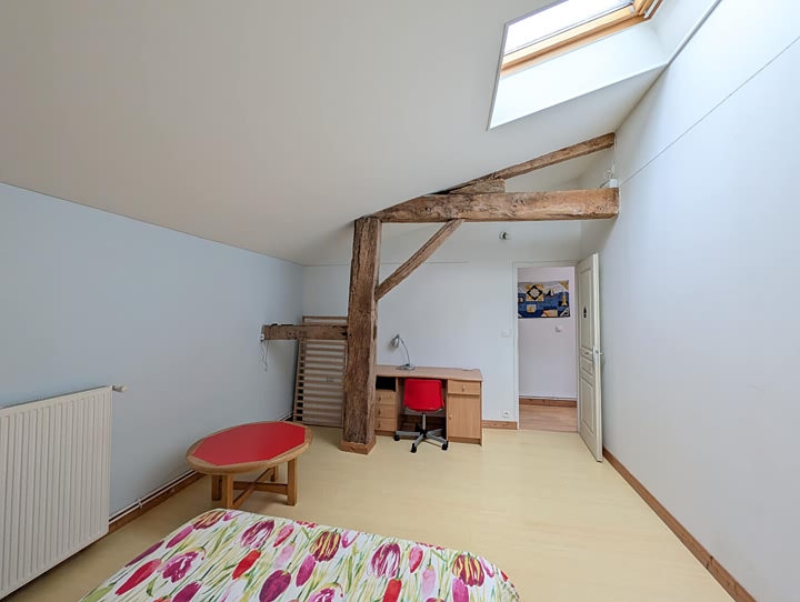 7 bed stone house for sale near Gentray