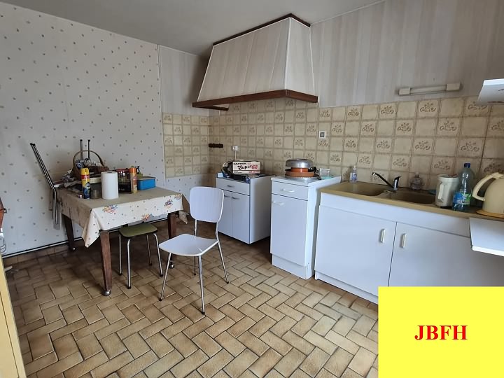 3 bed stone house for sale near Viennay