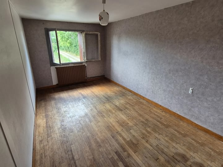 3 bed stone house for sale near Viennay