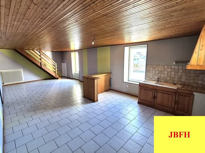 3 bed stone house for sale near Viennay
