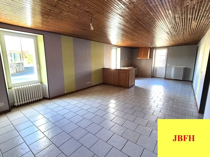 3 bed stone house for sale near Viennay