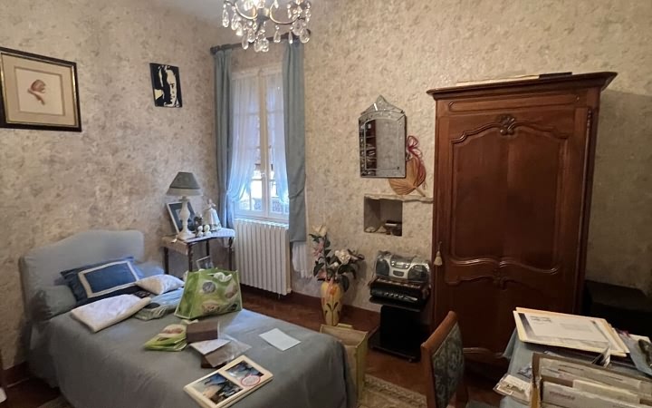 4 bed stone house for sale near Ajat