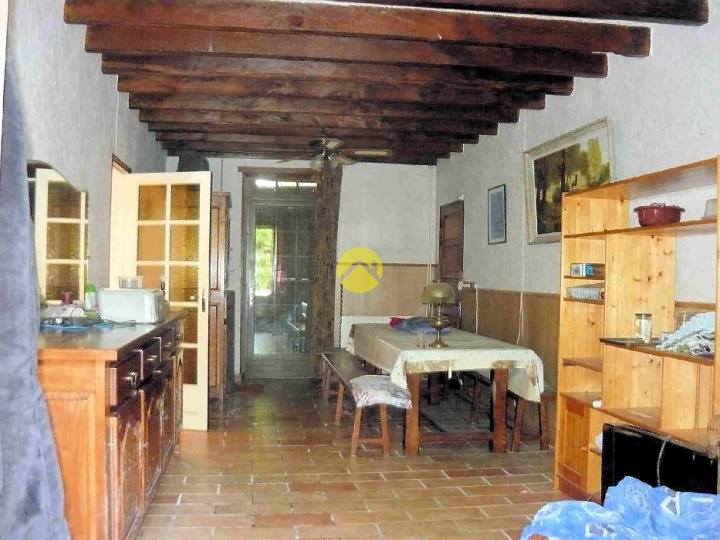 Natuurstenen huis met 5 slaapkamers te koop nabij Gest
