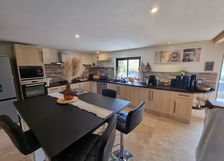 4 bed stone house for sale near SOUTH INDRE and SOUTH CHER and NORTH CREUSE