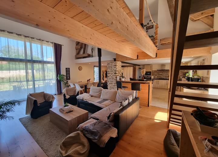 4 bed stone house for sale near SOUTH INDRE and SOUTH CHER and NORTH CREUSE