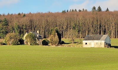 4 bed stone house for sale near Bion
