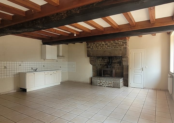 4 bed stone house for sale near Bion