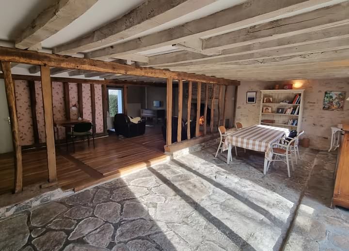 4 bed stone house for sale near SOUTH INDRE and SOUTH CHER and NORTH CREUSE