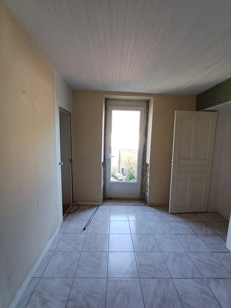2 bed stone house for sale near Néhou