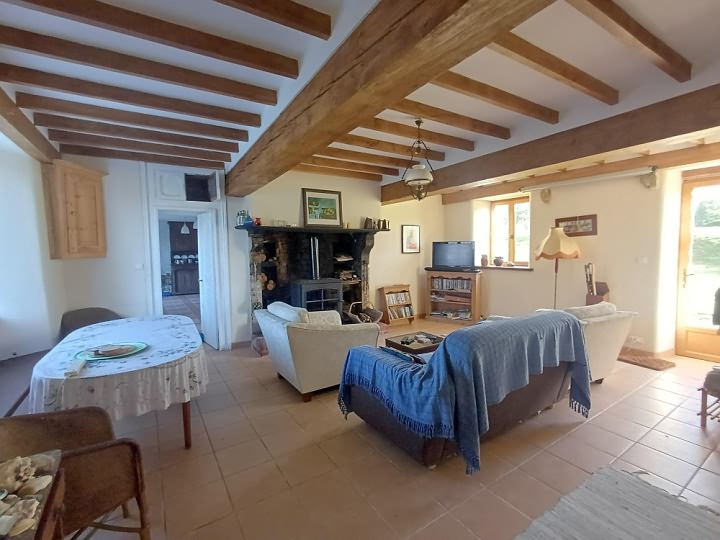 4 bed stone house for sale near Néhou