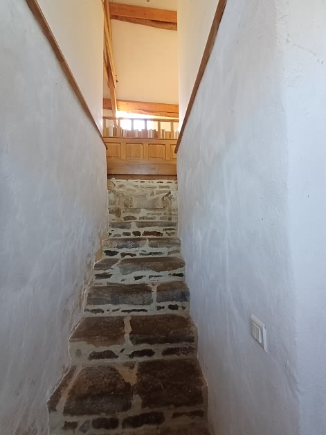 4 bed stone house for sale near Néhou