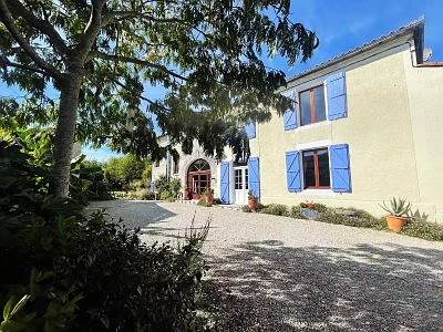 4 bed stone house for sale near Aizet