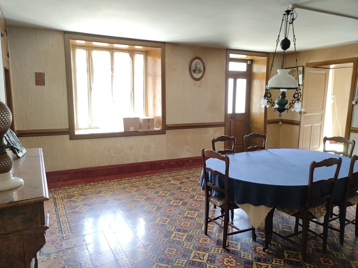 8 bed château for sale near Néhou