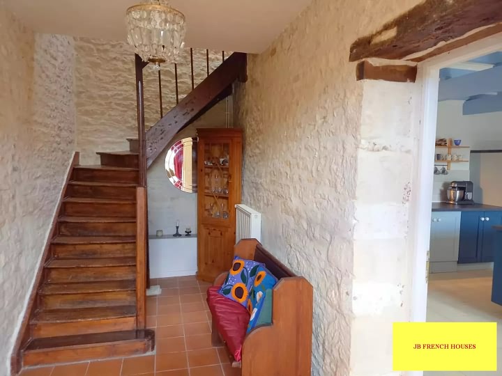 4 bed stone house for sale near Aizet