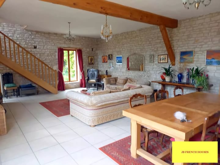 4 bed stone house for sale near Aizet