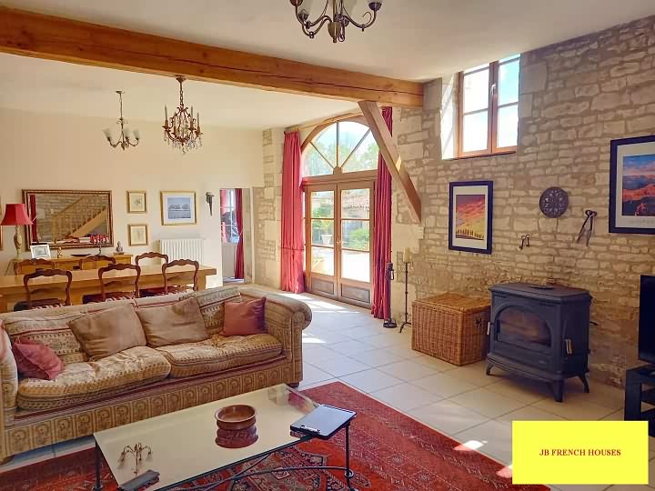 4 bed stone house for sale near Aizet