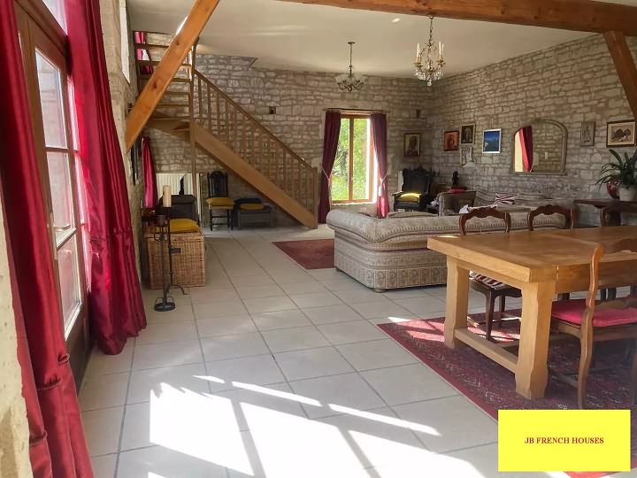 4 bed stone house for sale near Aizet