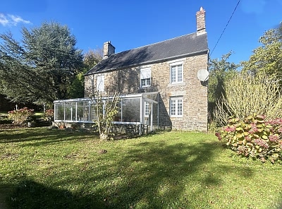 3 bed stone house for sale near Rabodanges