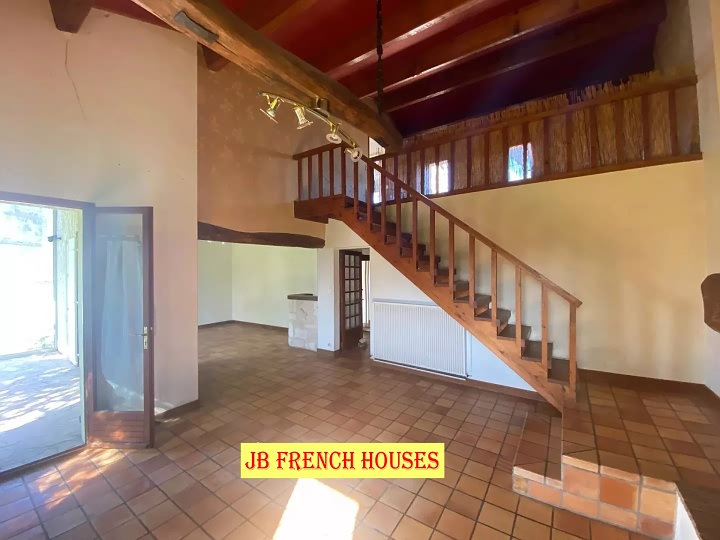 3 bed stone house for sale near Paillé
