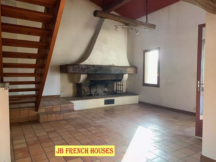 3 bed stone house for sale near Paillé