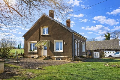 4 bed stone house for sale near Lesbois
