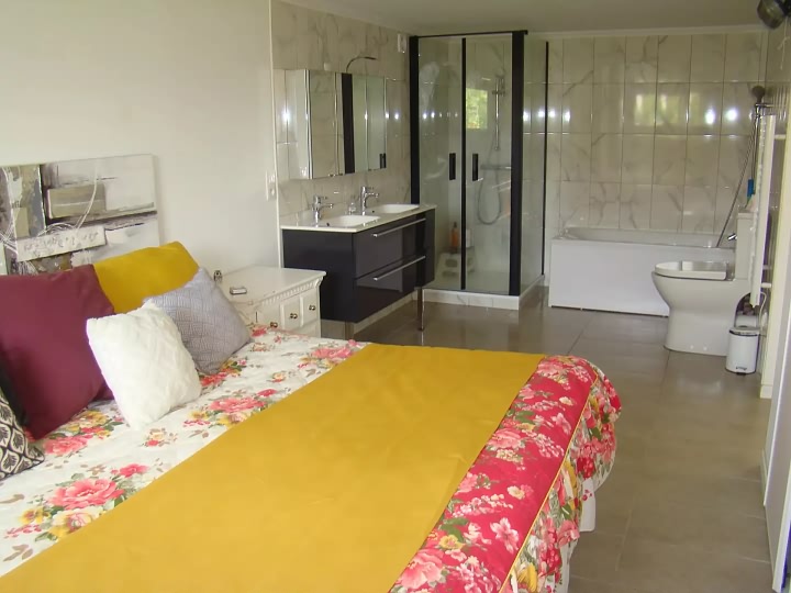 4 bed stone house for sale near Chez Vécant