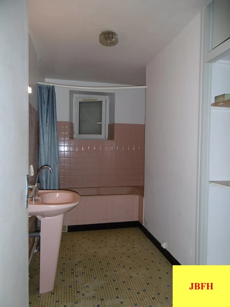 5 bed stone house for sale near Vienne And Haute Vienne