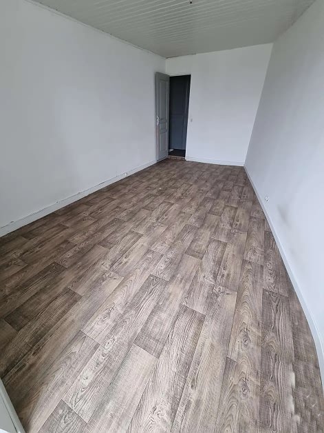 5 bed house for sale near Viennay