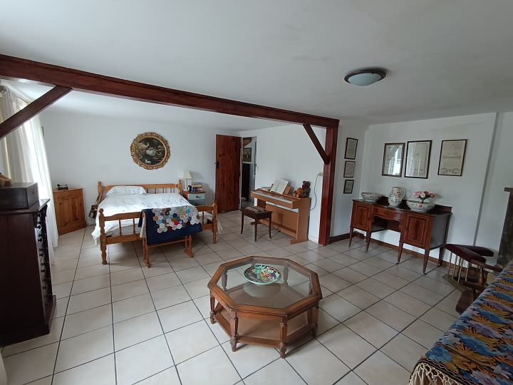 Maison en pierre de 4 chambres à vendre près de Bothoa