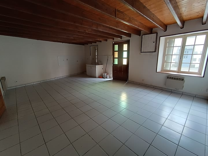 Maison en pierre de 3 chambres à vendre près de Bothoa