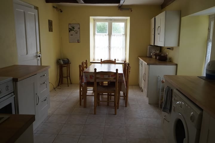 2 bed stone house for sale near Keraden