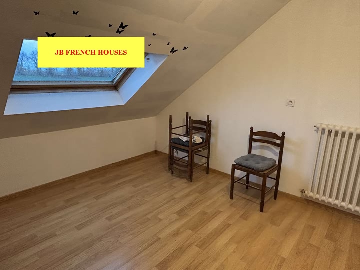 4 bed stone house for sale near Lesbois