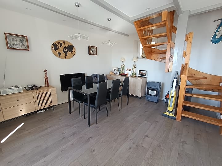 4 bed stone house for sale near Perret