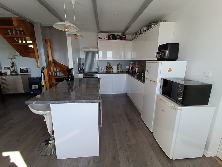 4 bed stone house for sale near Perret