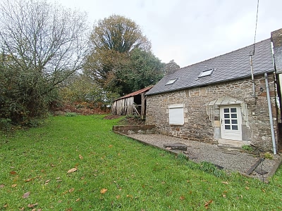 2 bed stone house for sale near Perret