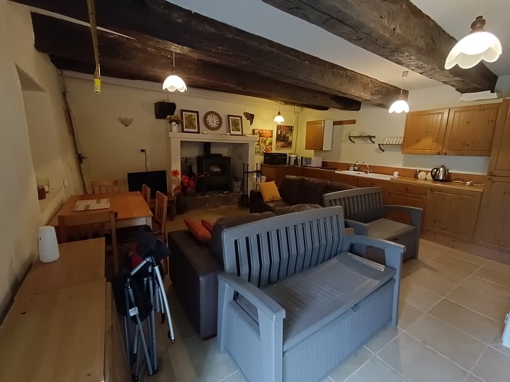 2 bed stone house for sale near Perret