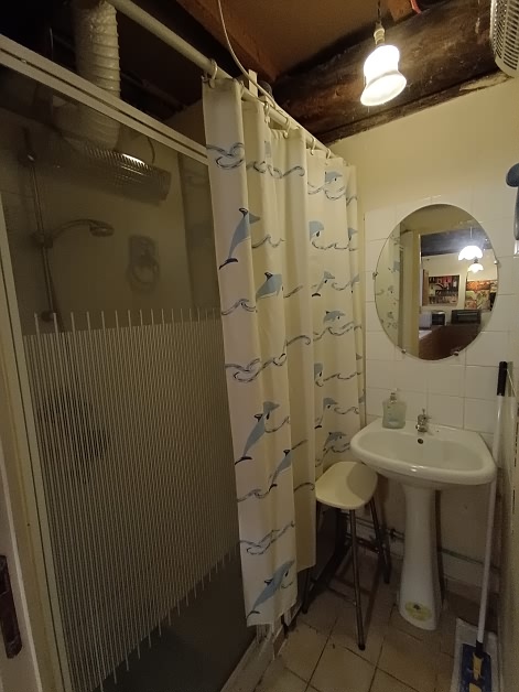 2 bed stone house for sale near Perret