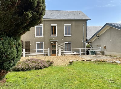3 bed château for sale near Grand Bueix