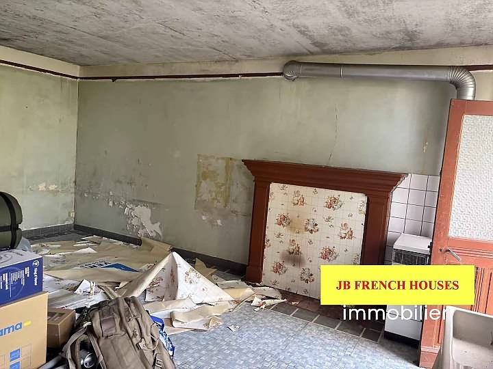 2 bed stone house for sale near Noth