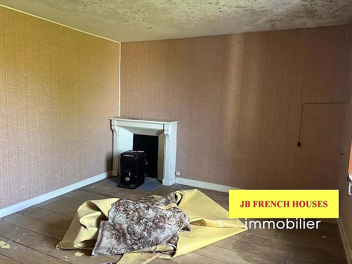 2 bed stone house for sale near Noth