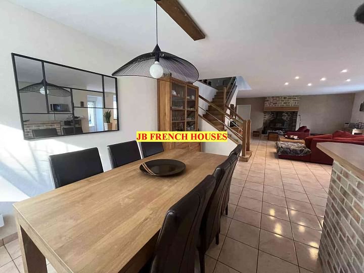 4 bed stone house for sale near Caribet