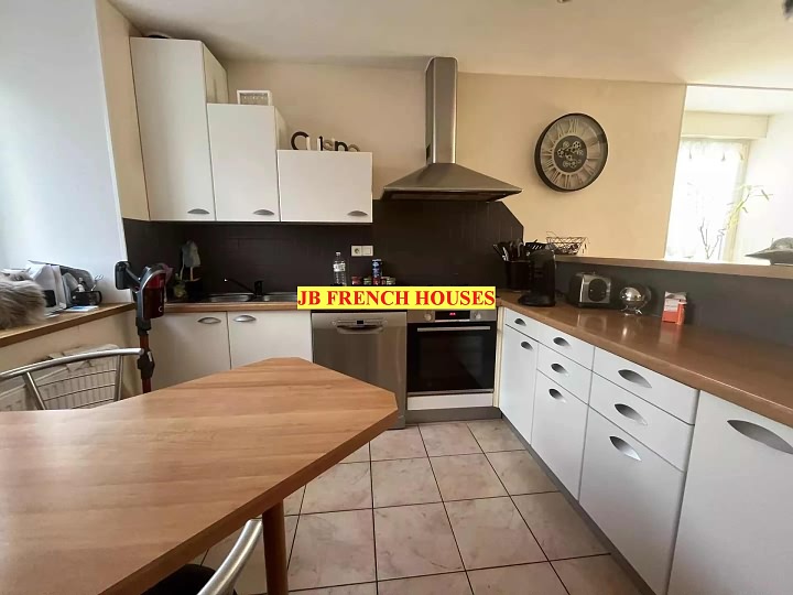 4 bed stone house for sale near Caribet