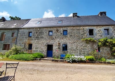 4 bed stone house for sale near Keraden