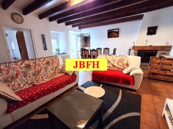 3 bed stone house for sale near Lantic
