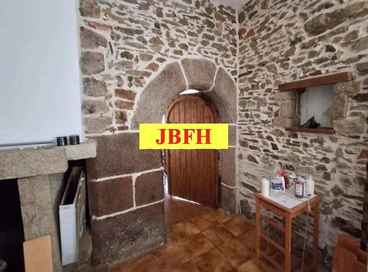 3 bed stone house for sale near Lantic